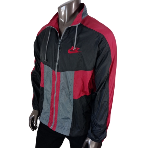 Nike Black, Burgundy & Grey Windbreaker - Picture 2 of 6